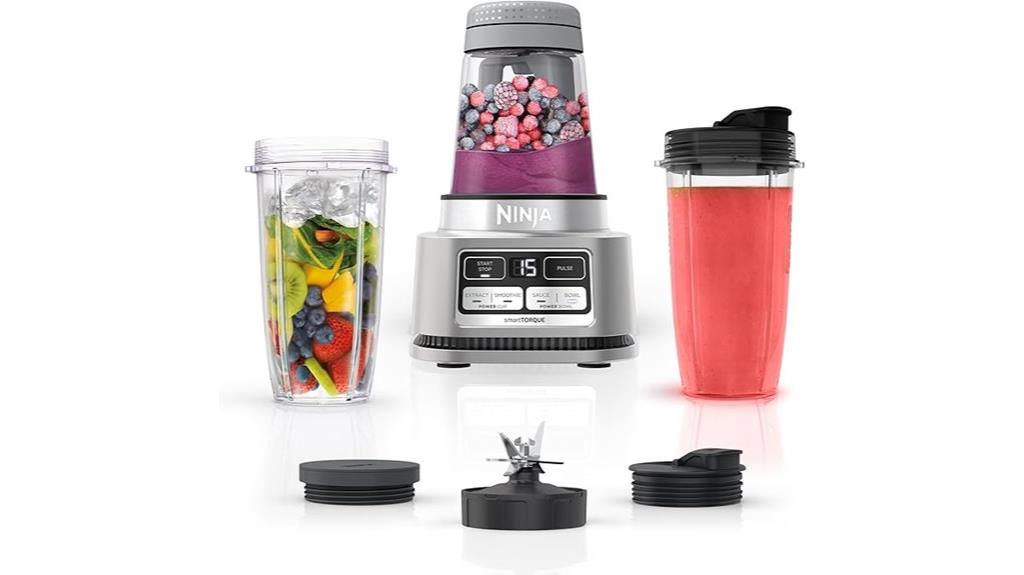 small kitchen smoothie maker