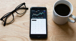 Dave Ramsey, Vanguard at odds on key 401(k), IRA strategy